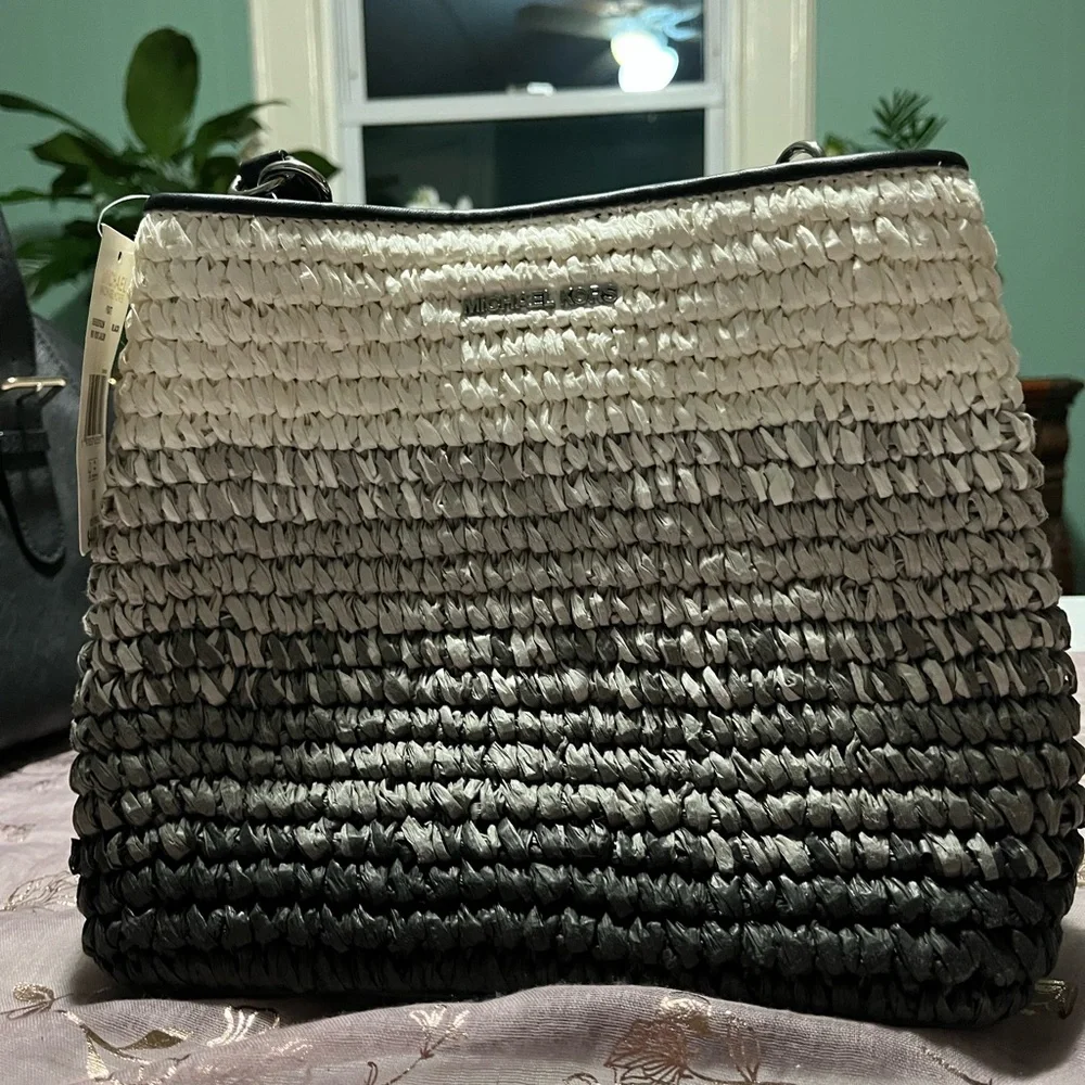 Michael Kors hombre pocketbook - Picture 1 of 7